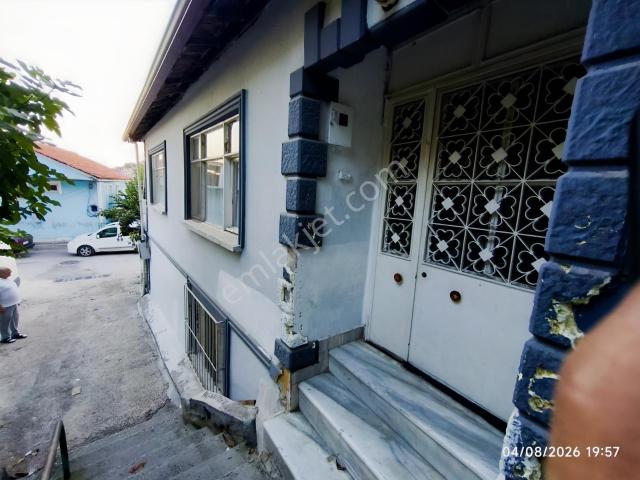 İzmit, Kocaeli içerisinde satılık Bina