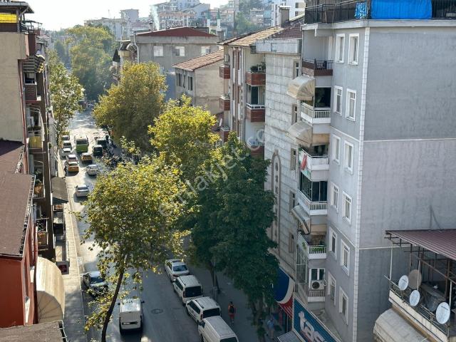 İzmit, Kocaeli içerisinde kiralık mülk