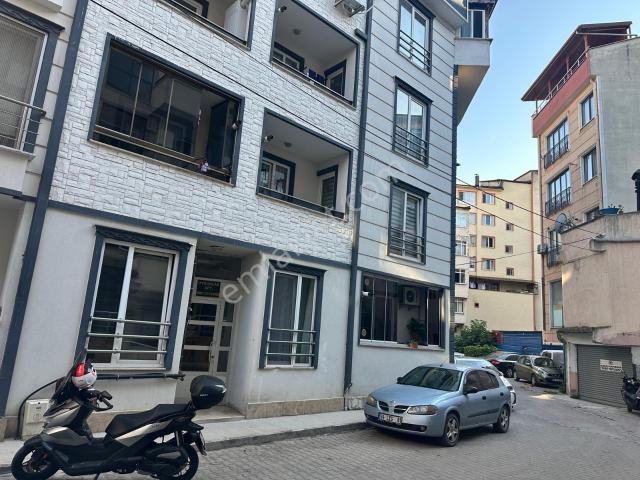 İzmit, Kocaeli içerisinde kiralık mülk