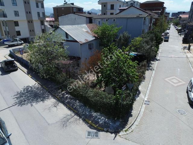 İzmit, Kocaeli içerisinde satılık Villa