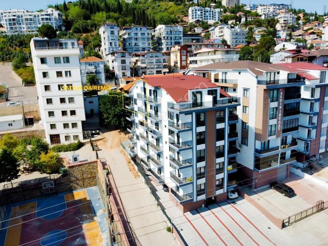 İzmit, Kocaeli içerisinde satılık mülk