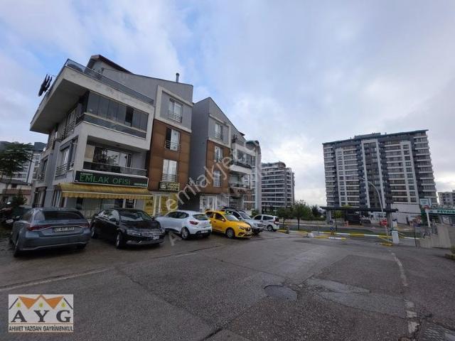İzmit, Kocaeli içerisinde kiralık mülk