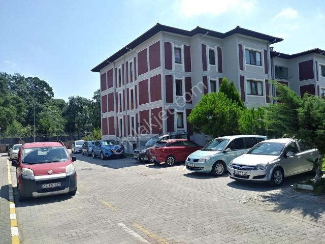 İzmit, Kocaeli içerisinde satılık mülk