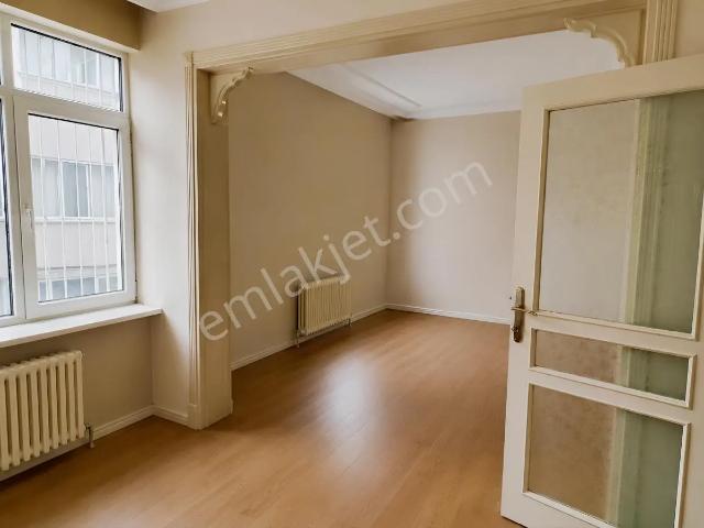 Cumhuriyet Parkı, İzmit içerisinde kiralık mülk