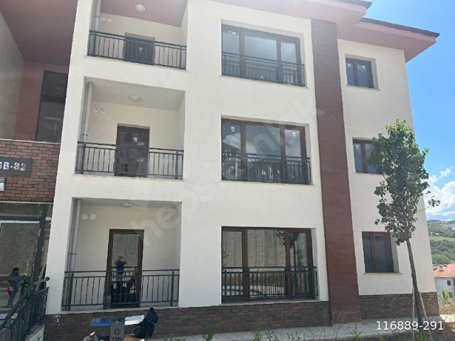 İzmit, Kocaeli içerisinde satılık mülk