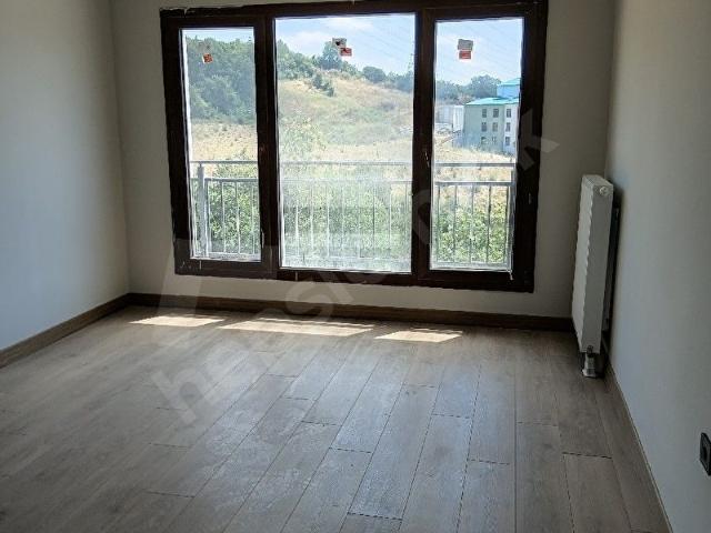 İzmit, Kocaeli içerisinde satılık mülk