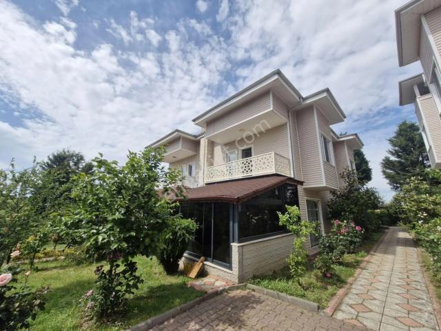 Kartepe, Kocaeli içerisinde satılık Villa