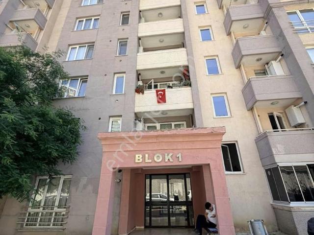 İzmit, Kocaeli içerisinde kiralık mülk