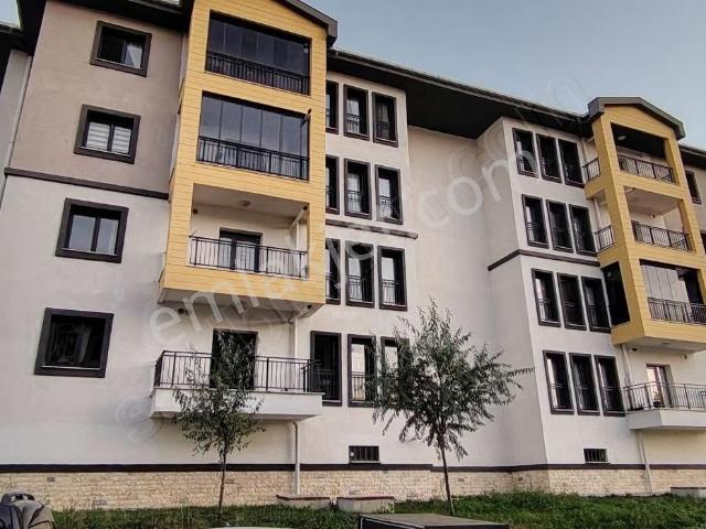 İzmit, Kocaeli içerisinde kiralık mülk