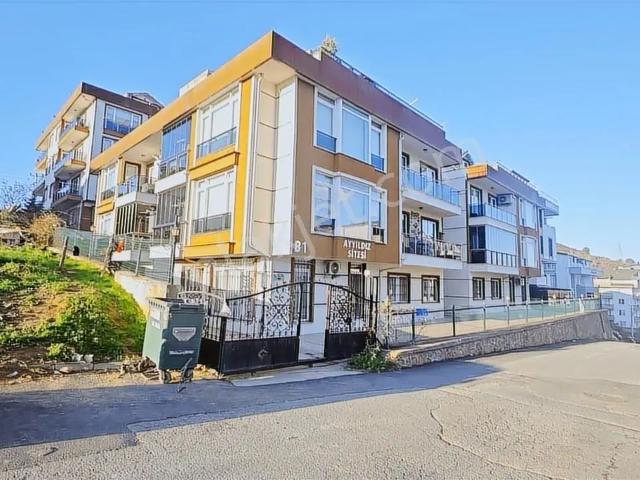 İzmit, Kocaeli içerisinde kiralık mülk