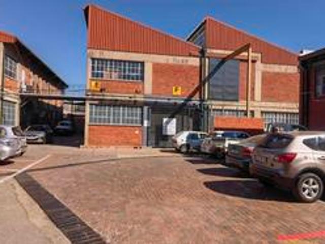 Commercial for rent in Waterkloof, Gauteng