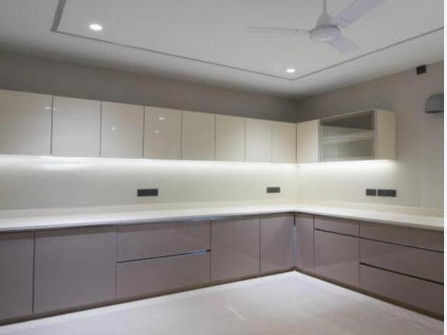 Property for sale in Deri