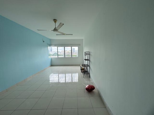Condominium for sale in Puchong, Majlis Bandaraya Subang Jaya