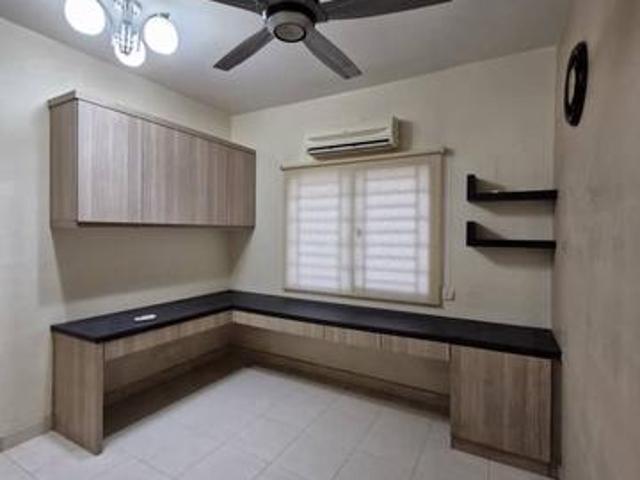 Condominium for sale in Petaling, Subang Jaya