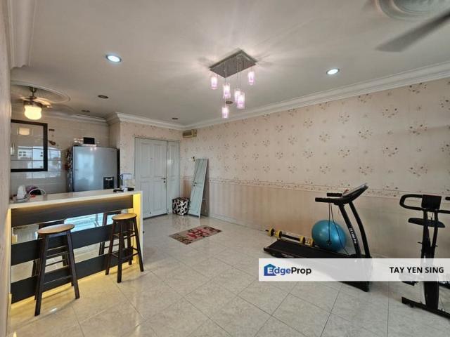 Condominium for sale in Petaling, Subang Jaya