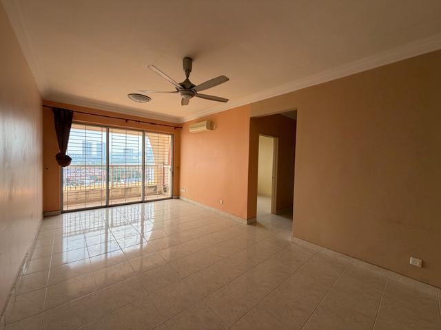 Condominium for sale in Petaling, Subang Jaya