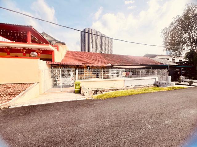 Terraced House for sale in Country Heights Damansara, Kuala Lumpur