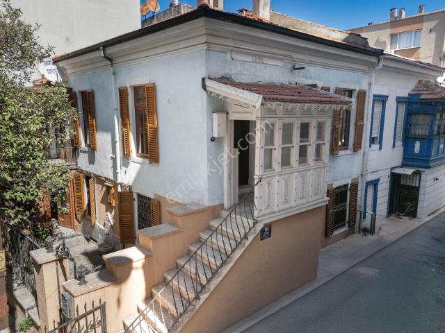 Konak, İzmir içerisinde satılık Villa