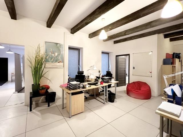 Biuro na sprzedaż w Łódź, Łódzkie