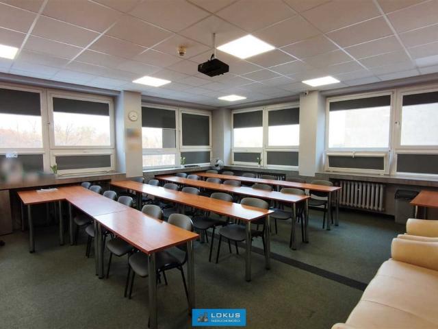 Biuro na sprzedaż w Łódź, Łódzkie