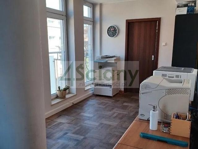 Biuro na sprzedaż w Warszawa, Mazowieckie