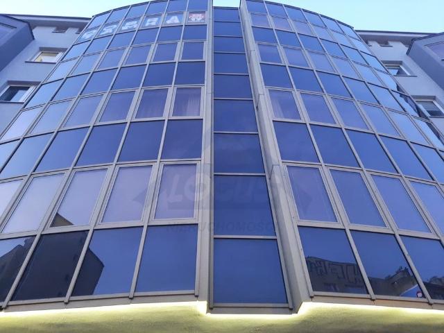 Biuro na sprzedaż w Warszawa, Mazowieckie