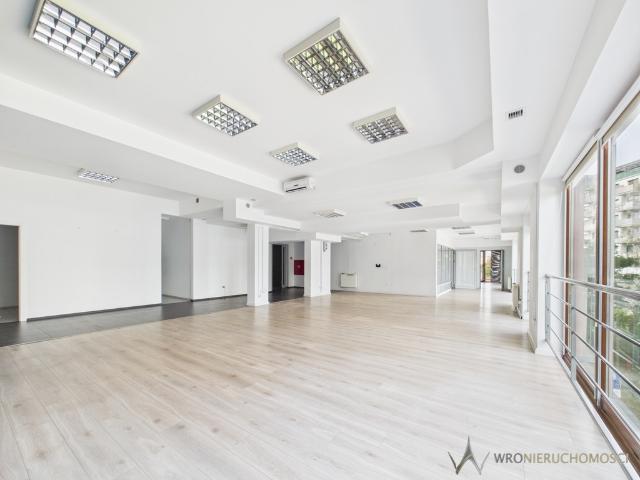 Biuro na sprzedaż w Dzielnica Czterech Wyznań, Wrocław