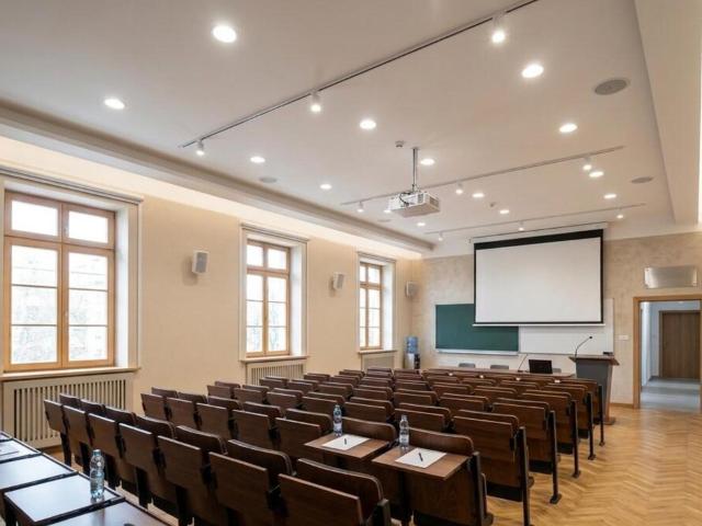 Biuro do wynajęcia w Ostrowiec Świętokrzyski, Świętokrzyskie