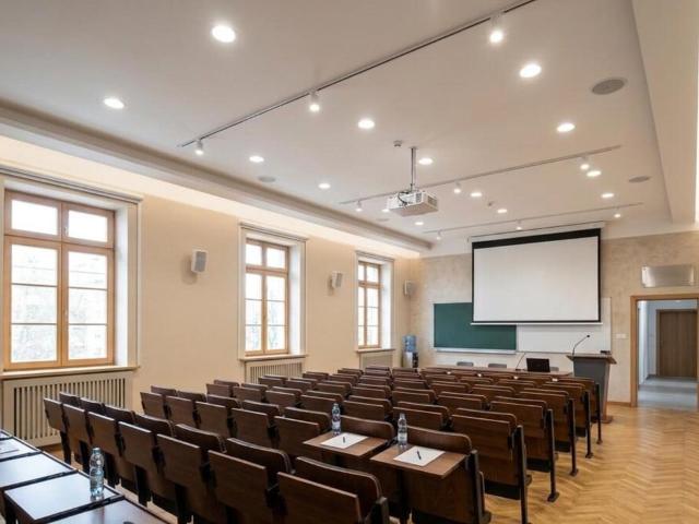 Biuro do wynajęcia w Ostrowiec Świętokrzyski, Świętokrzyskie