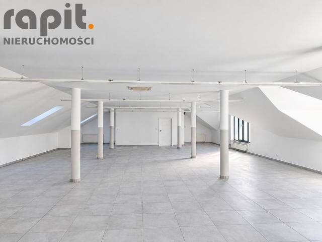 Biuro do wynajęcia w Kluski, Tokarnia