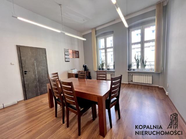 Biuro do wynajęcia w Chorzów, Śląskie