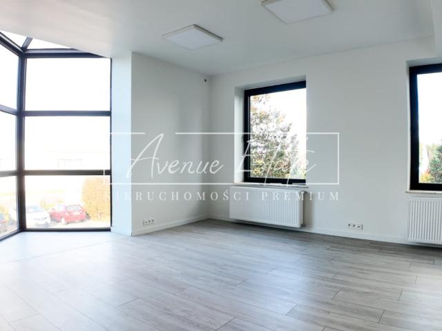 Biuro do wynajęcia w Lesznowola, Mazowieckie