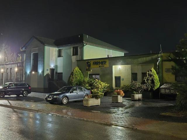 Komercyjne na sprzedaż w Brzeziny, Łódzkie