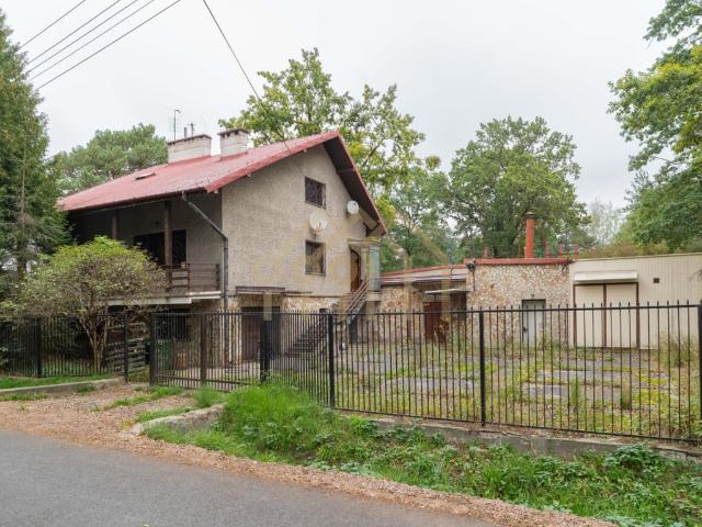 Komercyjne na sprzedaż w Piaseczno, Mazowieckie