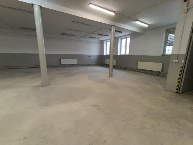Komercyjne do wynajęcia w Górniak, Łódź
