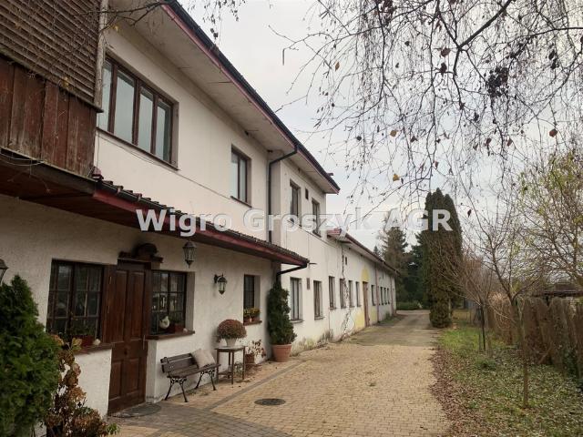 Komercyjne na sprzedaż w Czosnów, Mazowieckie