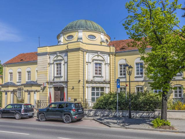 Biuro na sprzedaż w Tomaszów Mazowiecki, Łódzkie