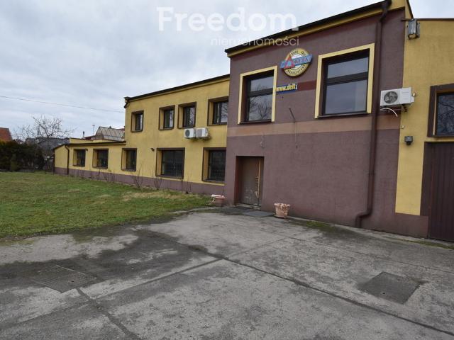 Komercyjne na sprzedaż w Opolskie