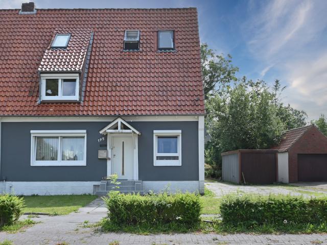 Doppelhaushälfte kaufen in Abbehausen, Nordenham