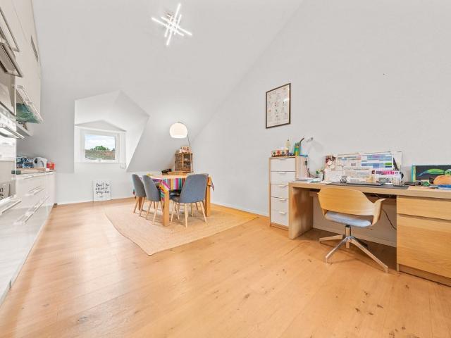 Etagenwohnung kaufen in Epalinges