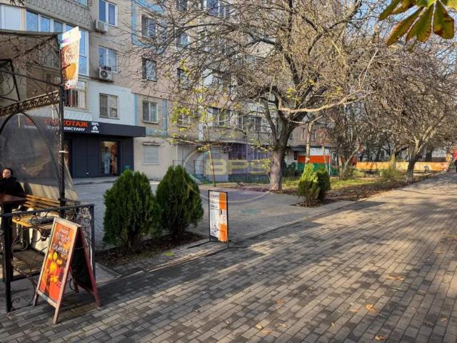 Коммерческая недвижимость продажа в Великодолинском, Днепропетровской области