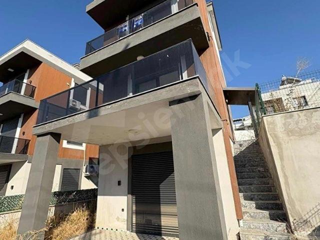 Seferihisar, İzmir içerisinde satılık Villa