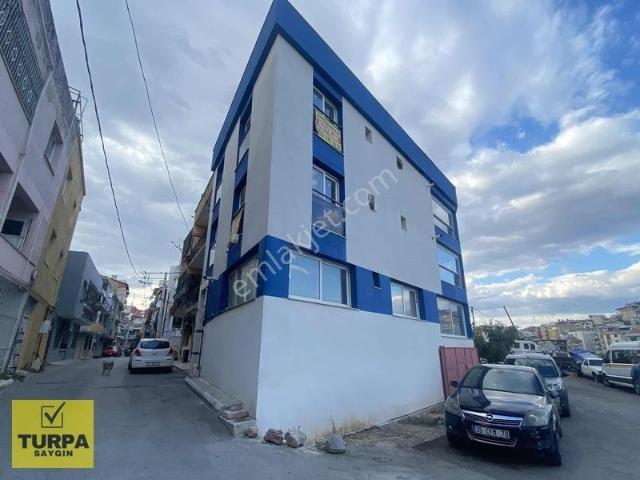 Çalıkuşu Mahallesi, Karabağlar içerisinde satılık Bina