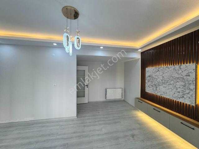 Tire, İzmir içerisinde satılık mülk