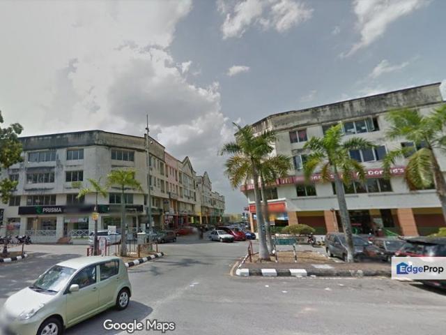 Shop for sale in Kajang, Langat
