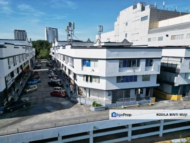 Shop for sale in Kajang, Langat