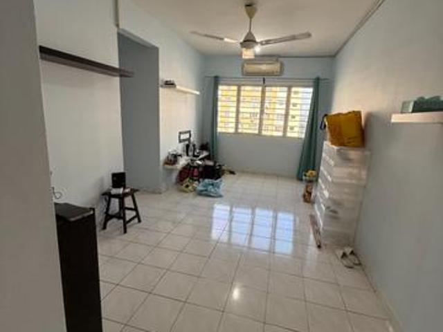 Serviced Residence for sale in Petaling, Subang Jaya