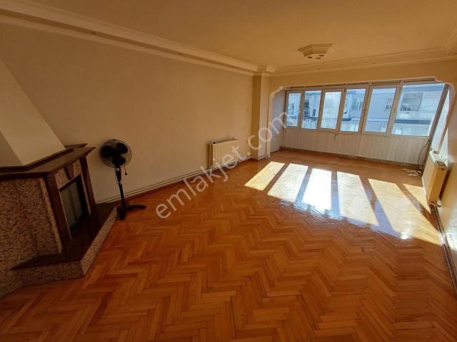Konak, İzmir içerisinde kiralık mülk