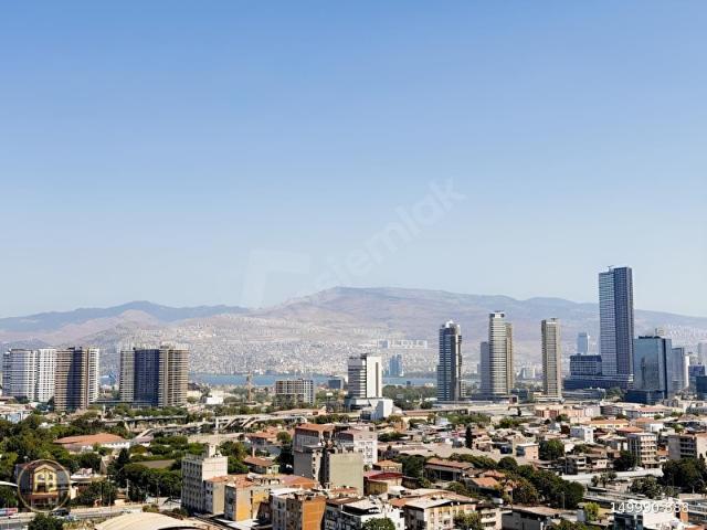 Konak, İzmir içerisinde satılık mülk