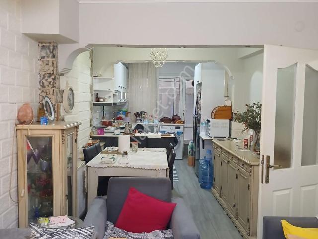 Konak, İzmir içerisinde satılık mülk